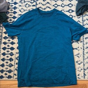 Lululemon Athletica Blue Crew Neck Short Sleeve Tee